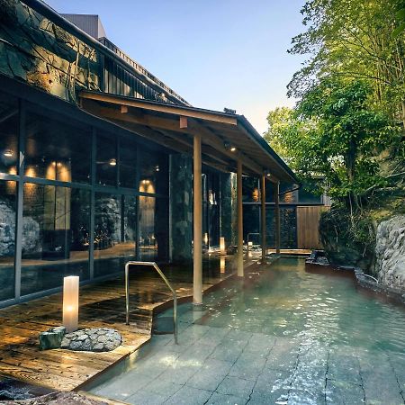 Ooedo Onsen Monogatari Premium Shirahama Gyoen Hotel Exterior photo