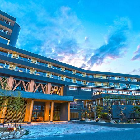 Ooedo Onsen Monogatari Premium Shirahama Gyoen Hotel Exterior photo