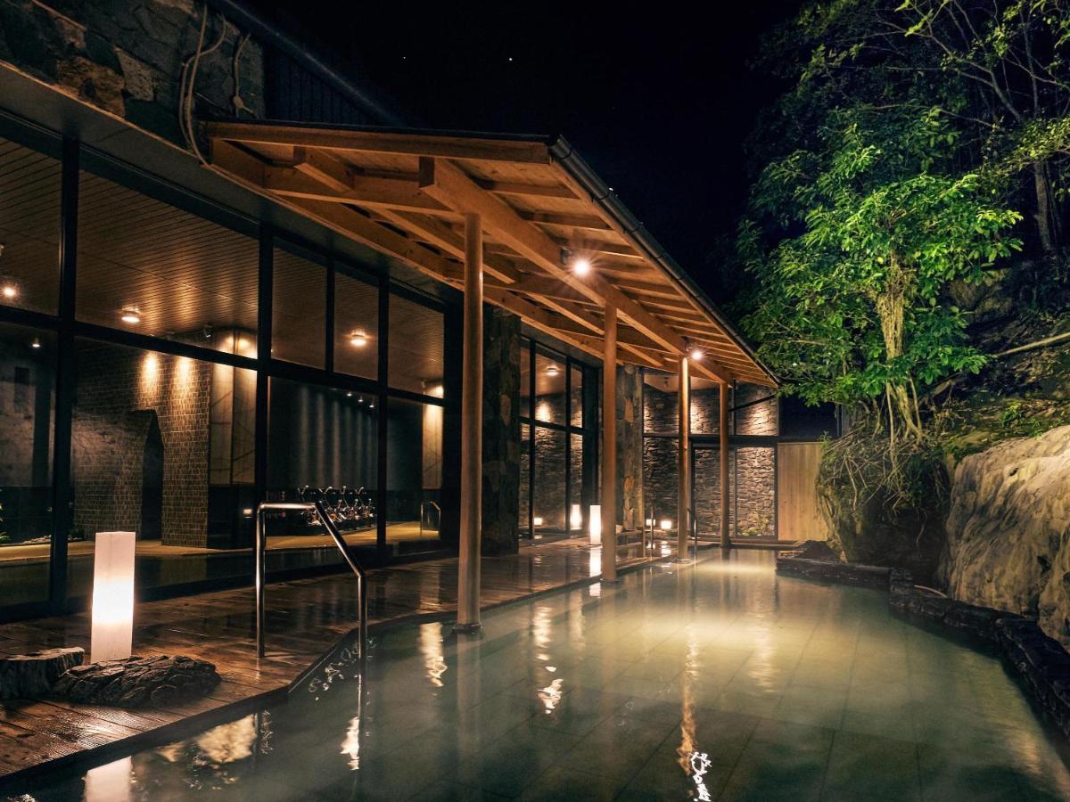 Ooedo Onsen Monogatari Premium Shirahama Gyoen Hotel Exterior photo