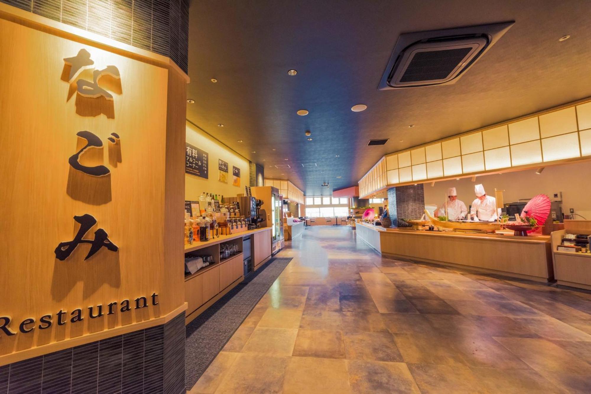 Ooedo Onsen Monogatari Premium Shirahama Gyoen Hotel Exterior photo